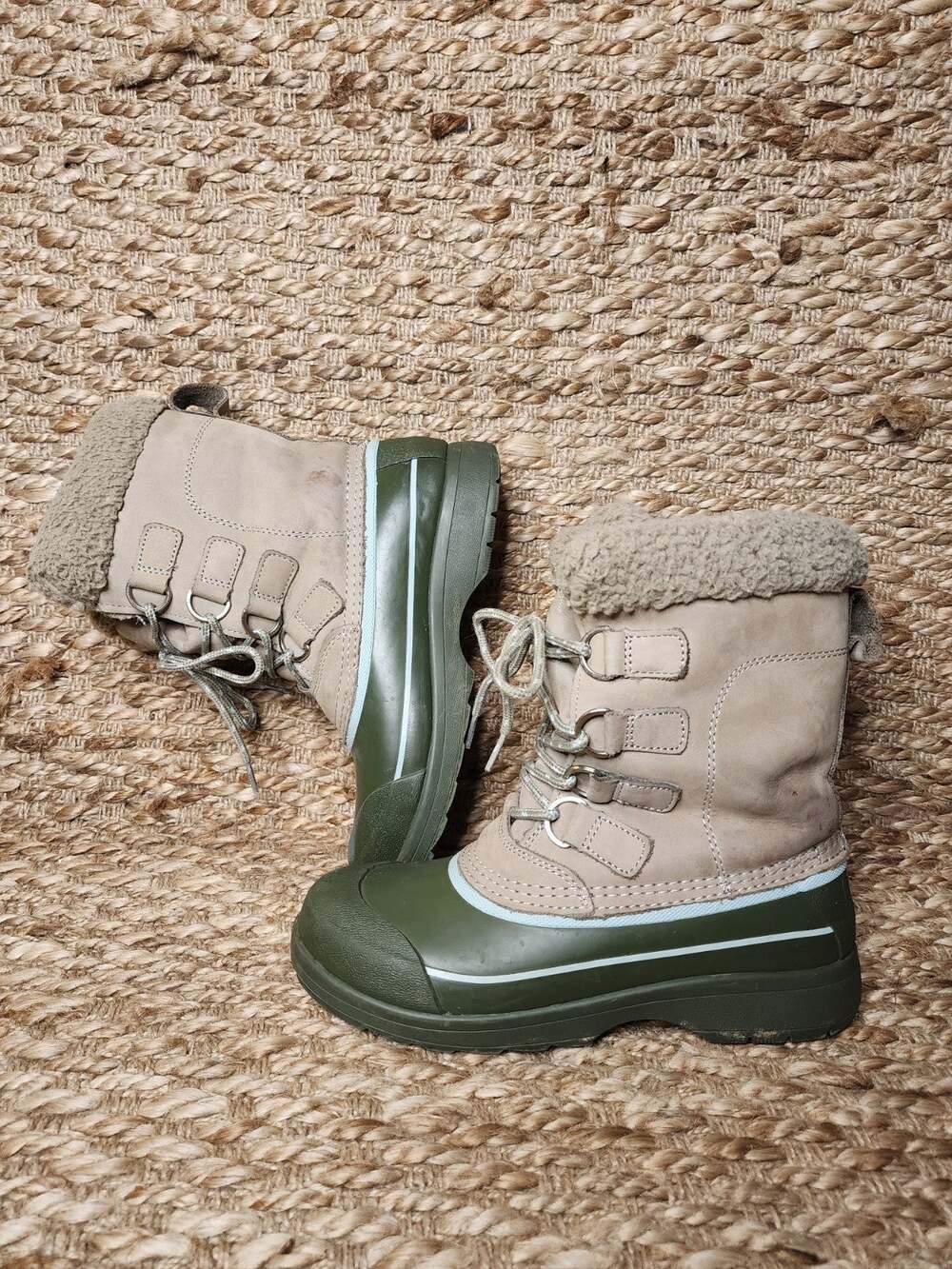 Lands End Women's 8 Expedition Waterproof Insulated Snow Boots Taupe Leather
